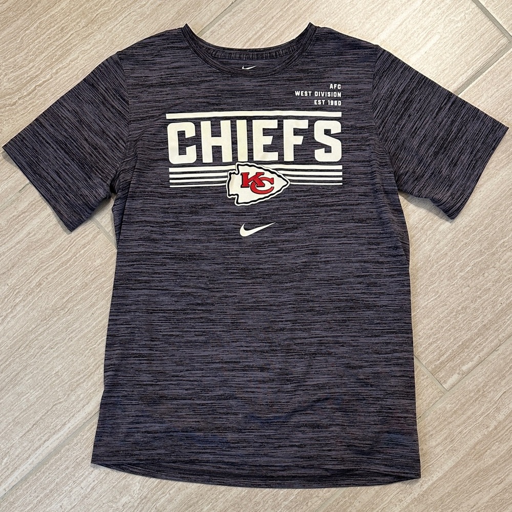 Nike Kids Chiefs Heathered Gray Dry Fit Athletic Tee - Size YL
